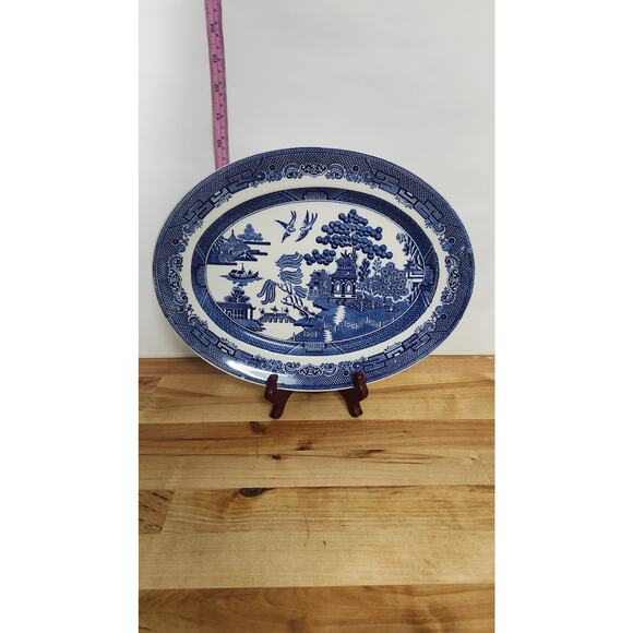 Vintage Johnson Bros. 12 inch Blue Willow Oval Platter - Picture 1 of 4
